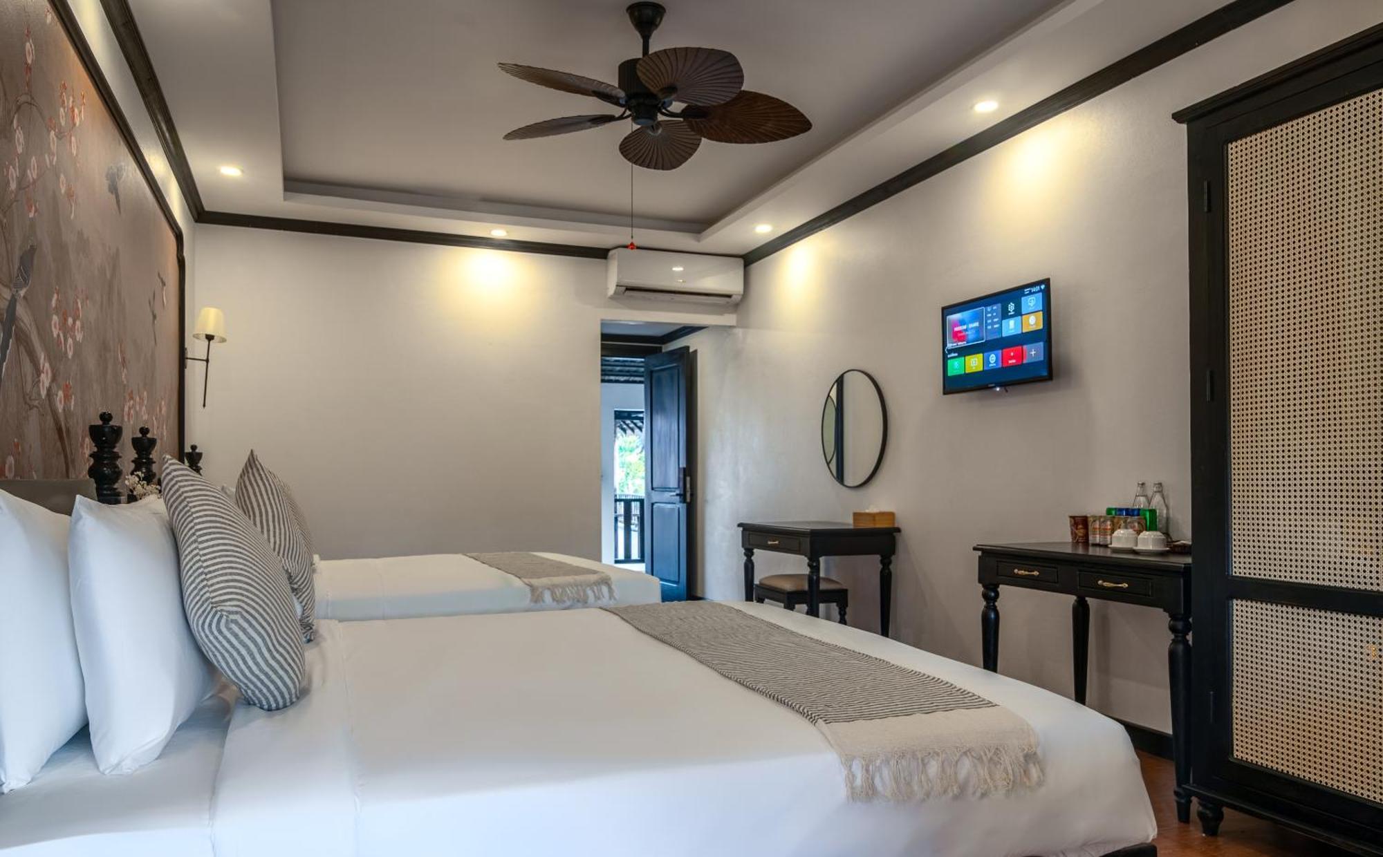 Luang Prabang Vang Luang Hotel Exterior photo