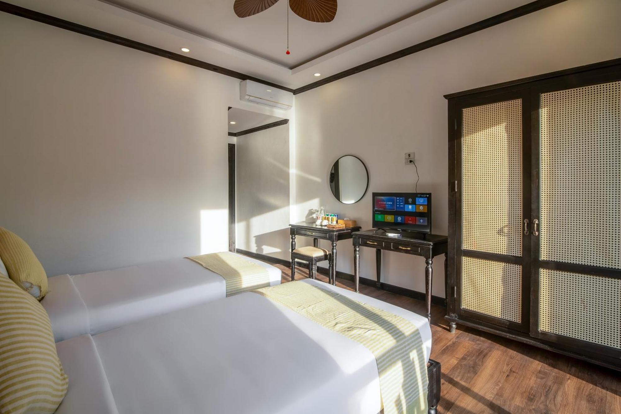 Luang Prabang Vang Luang Hotel Exterior photo
