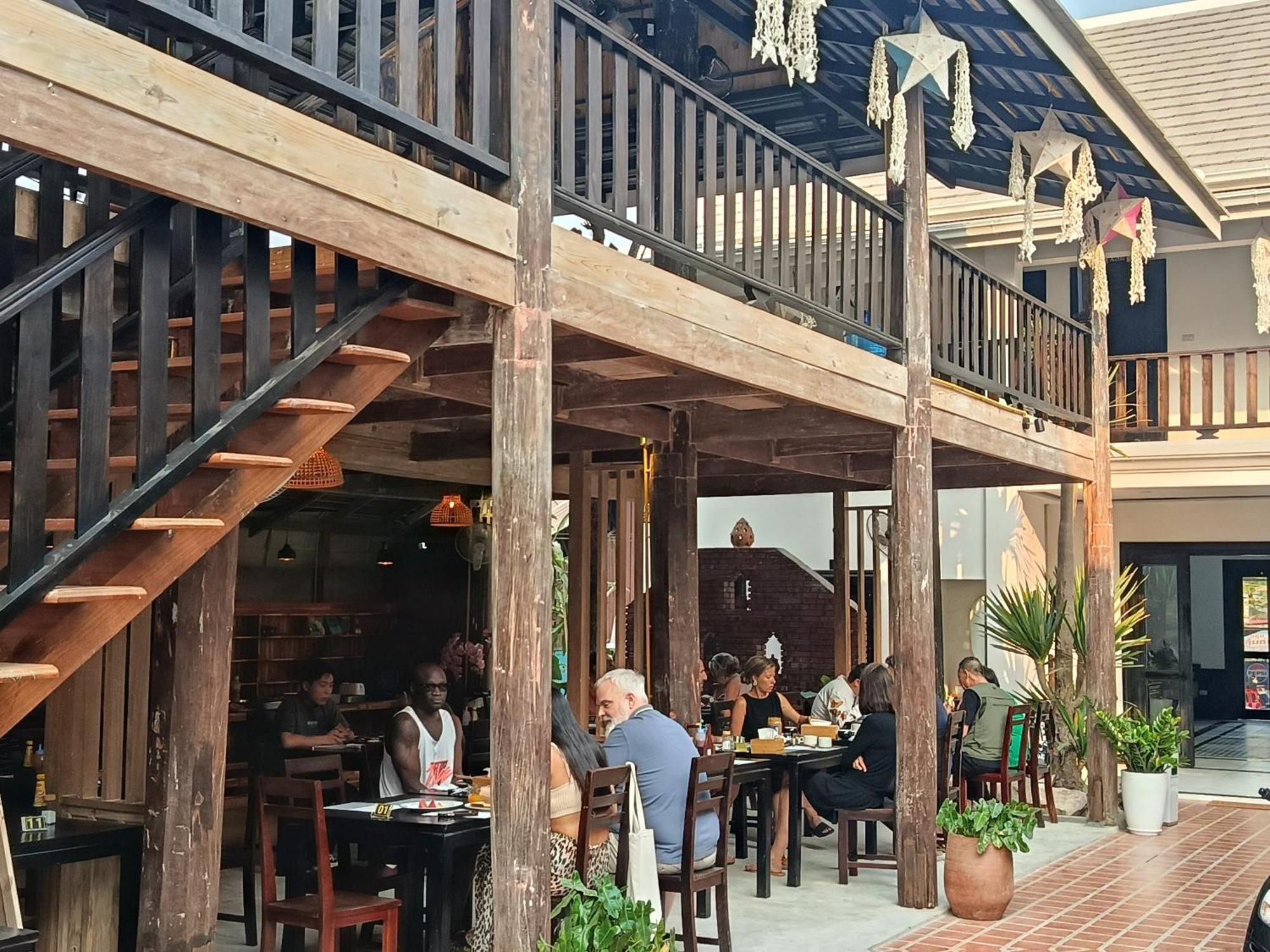 Luang Prabang Vang Luang Hotel Exterior photo